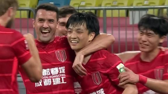 本期国足名单揭晓：杨明洋、塞鸟与蒋光太三位归化球员入选